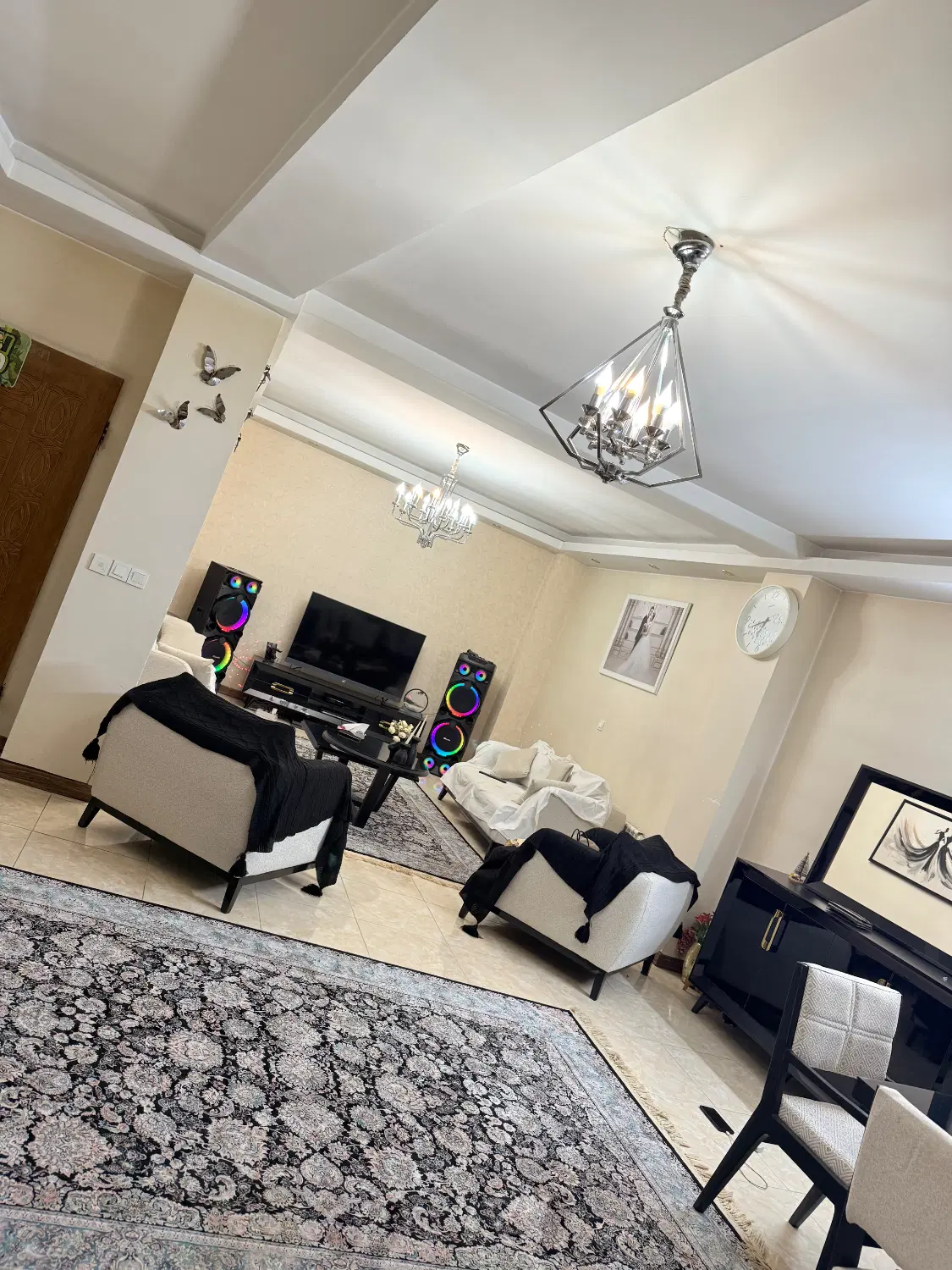 90متری دو‌خواب