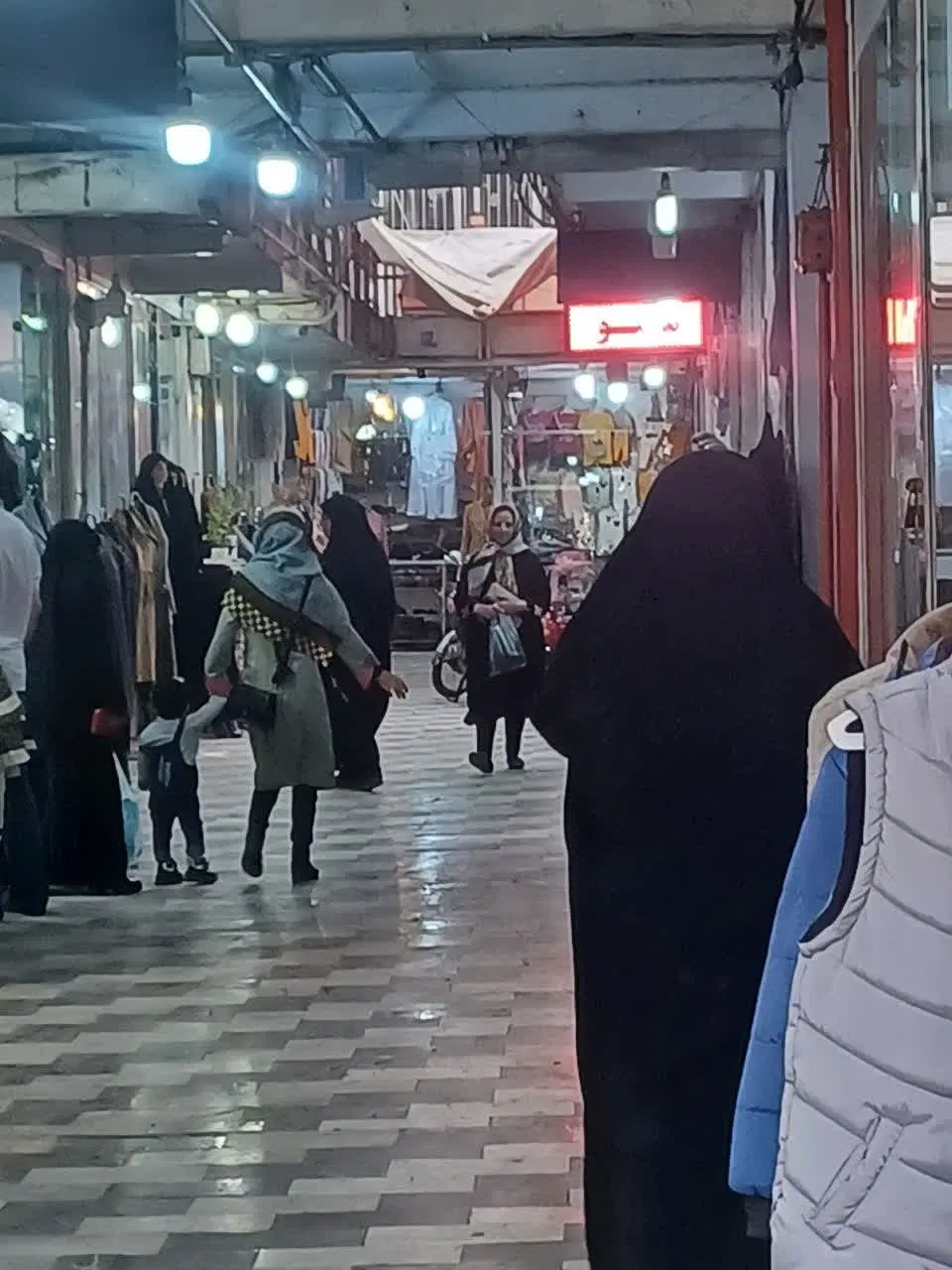 فروش مغازه پاساژ شراره زیر قیمت تهاتر با ملک