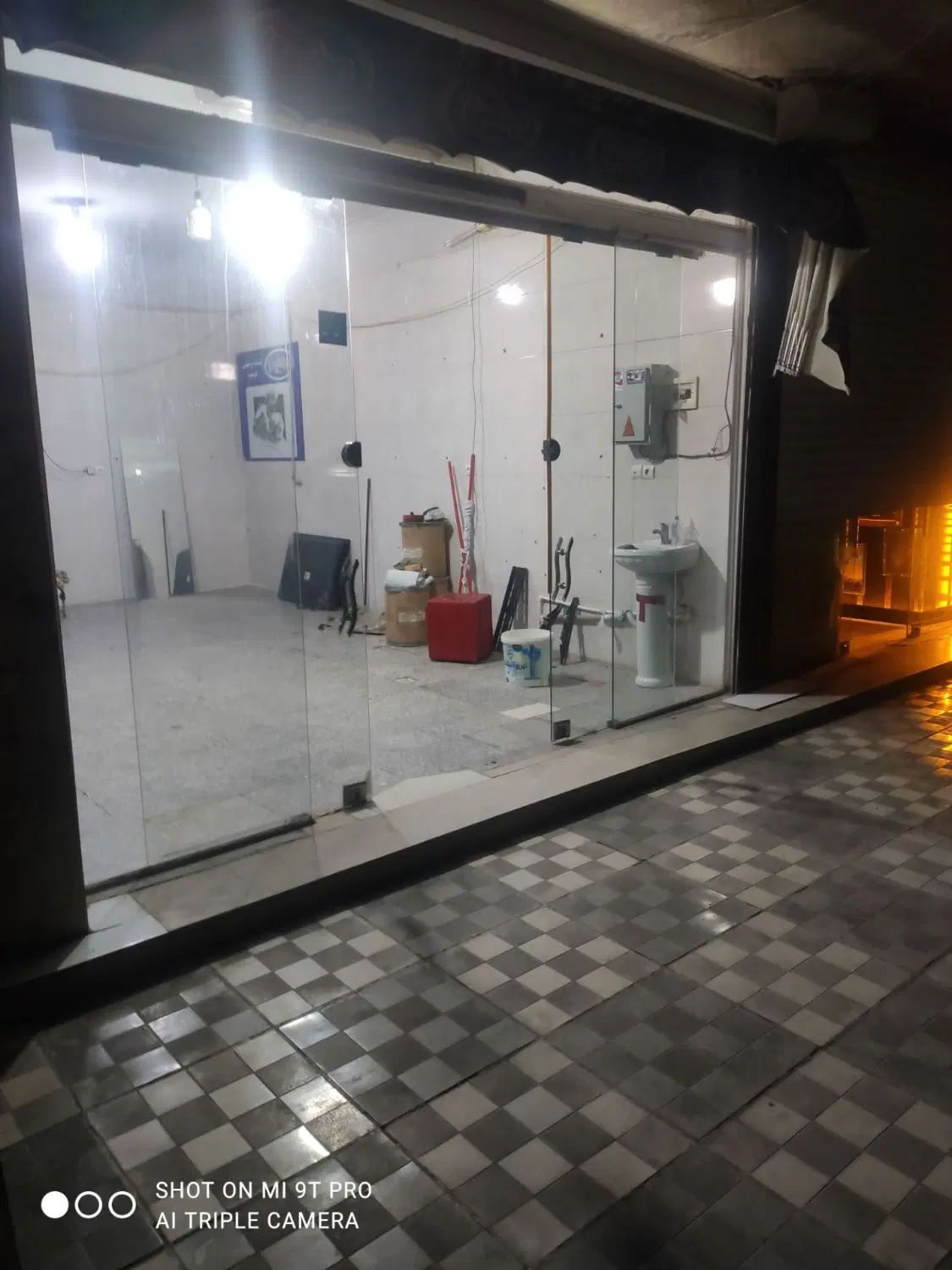 رهن و اجاره مغازه ۲۸ متری
