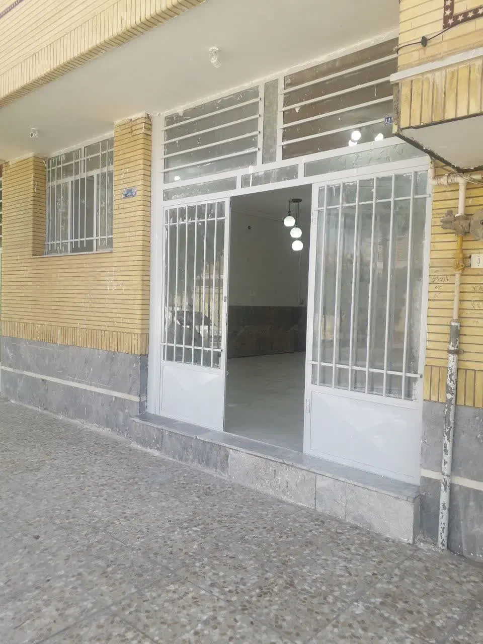 اجاره مغازه واقع در یزدانشهر