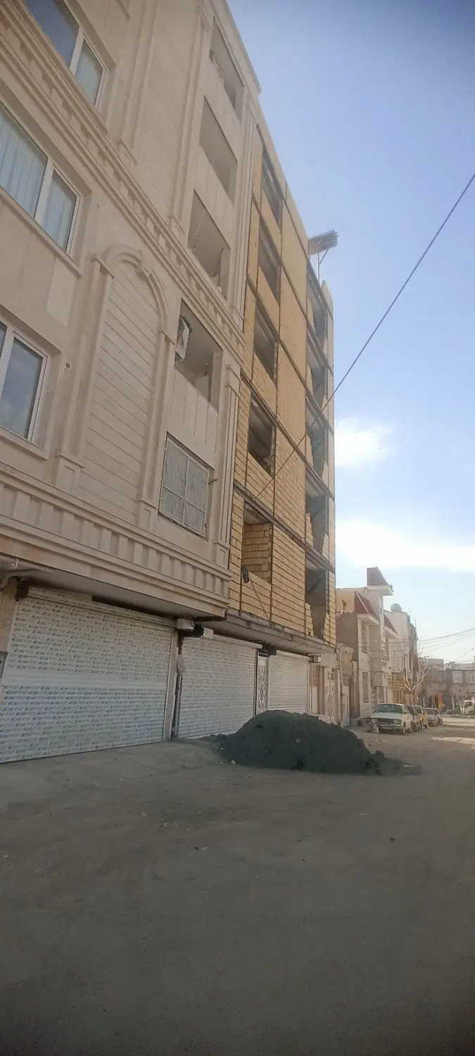 آپارتمان نقلی ساخت 1405