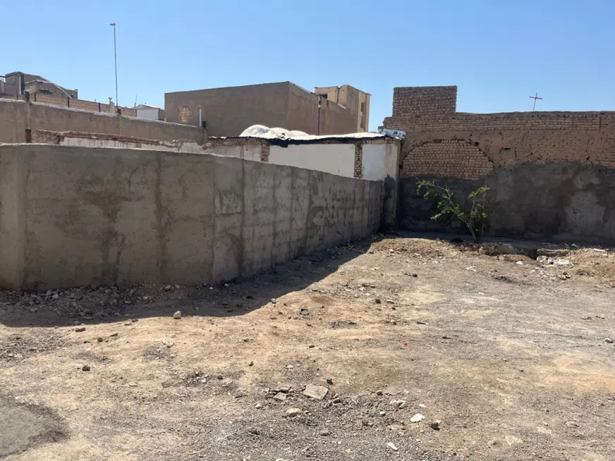 زمین سند دار دو بحر واقع در ثلاث ۲۵