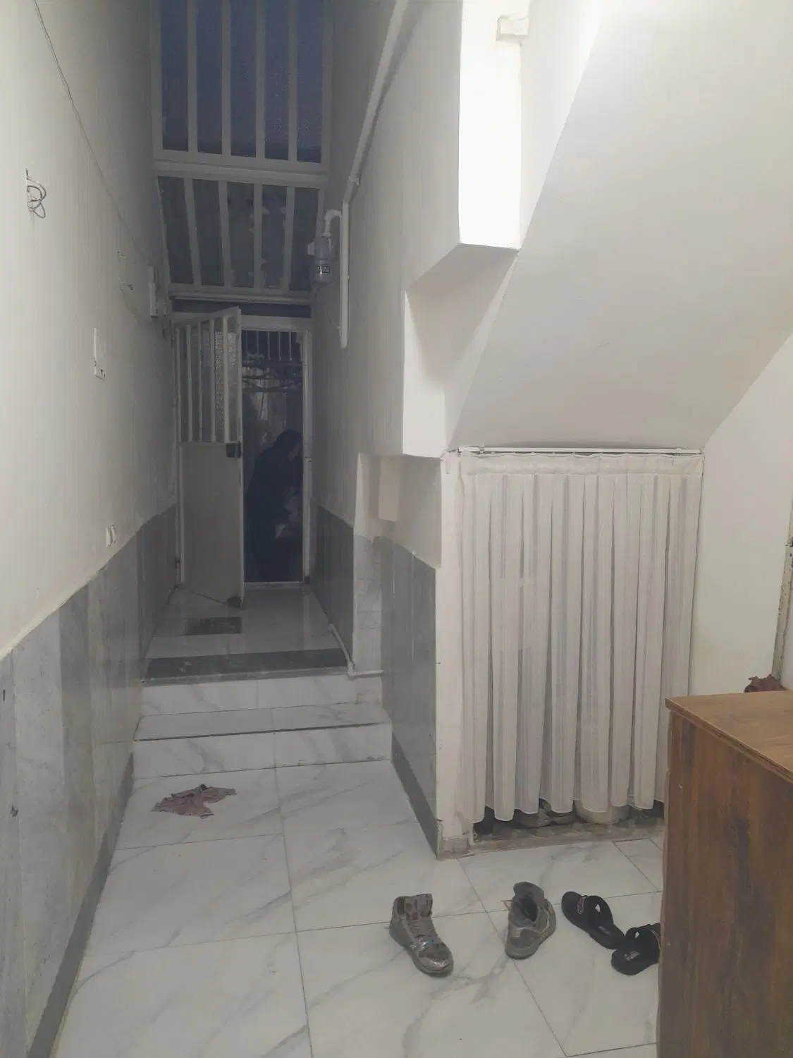 اجاره ویلای حیاط دار۹۰ متری همکف پیشاهنگی