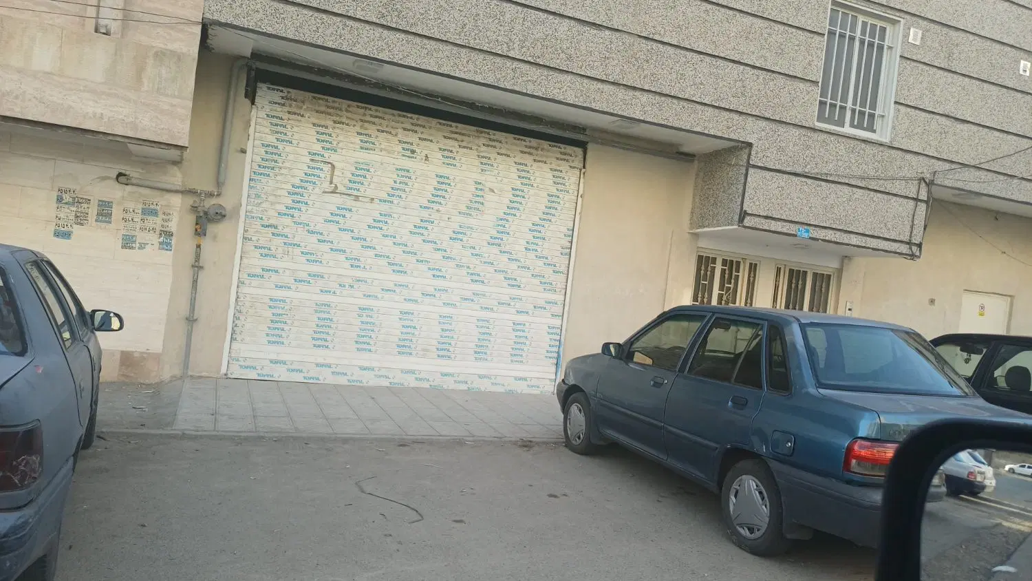 ۸۰ متر جا و۳۰ متر حیاط خلوت