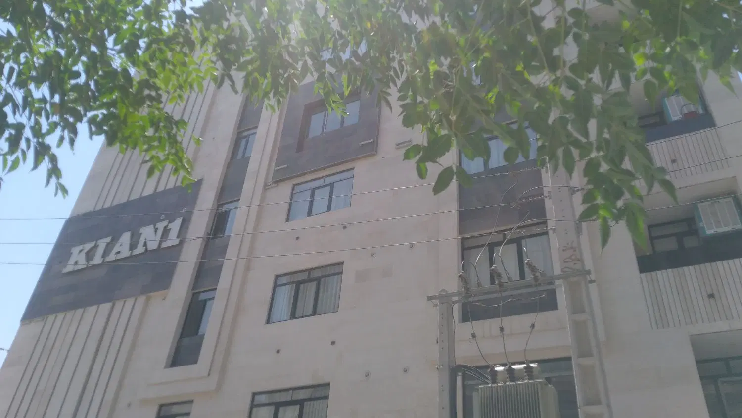 رهن کامل واحد ۱۰۰متری درکهریزک