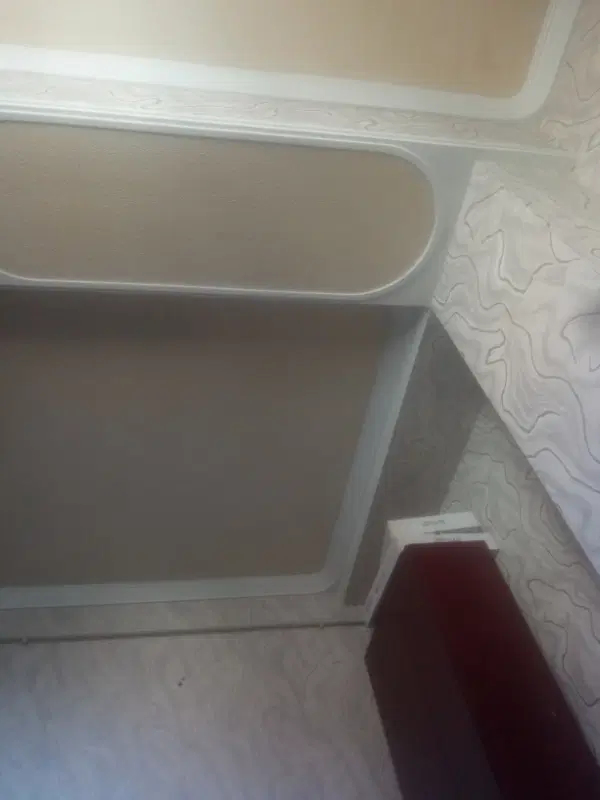 نصب کاغذ دیواری و نقاشی ساختمان