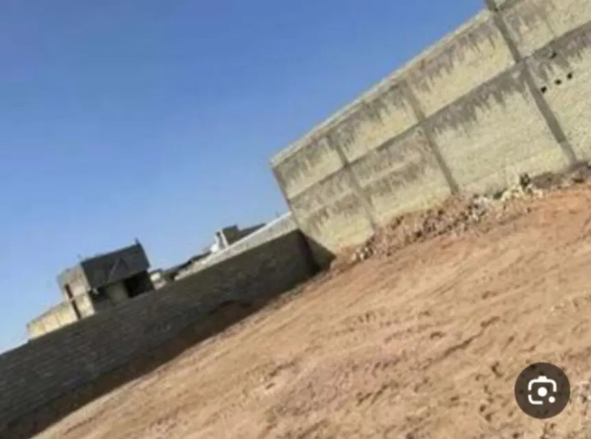 یک قطعه زمین