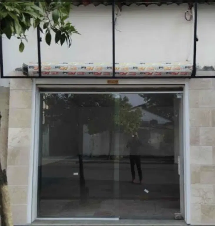 اجاره دو باب مغازه