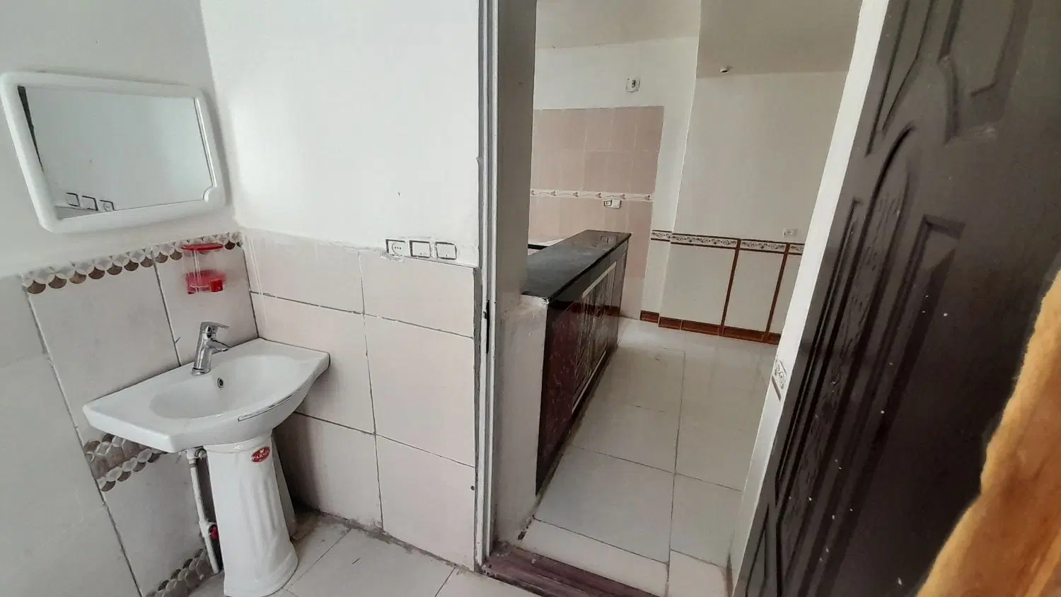 واحدمسکونی اجاره داده میشود