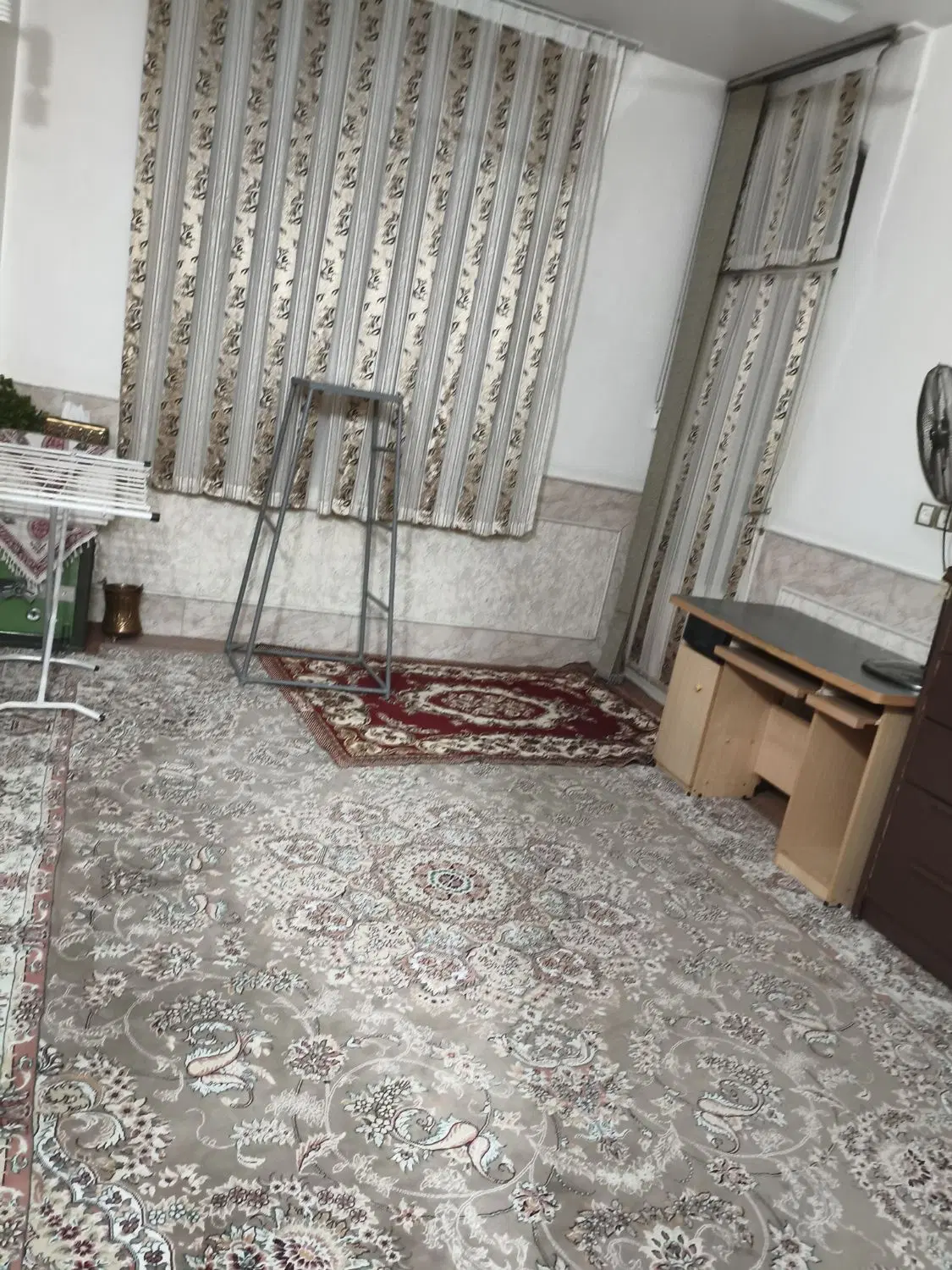 ملک جنوبی ، دو طبقه