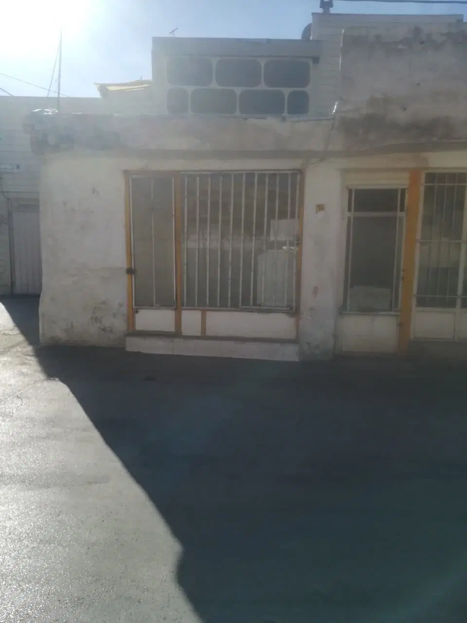 اجاره مغازه توی محله سه نبش خیابان زینبیه