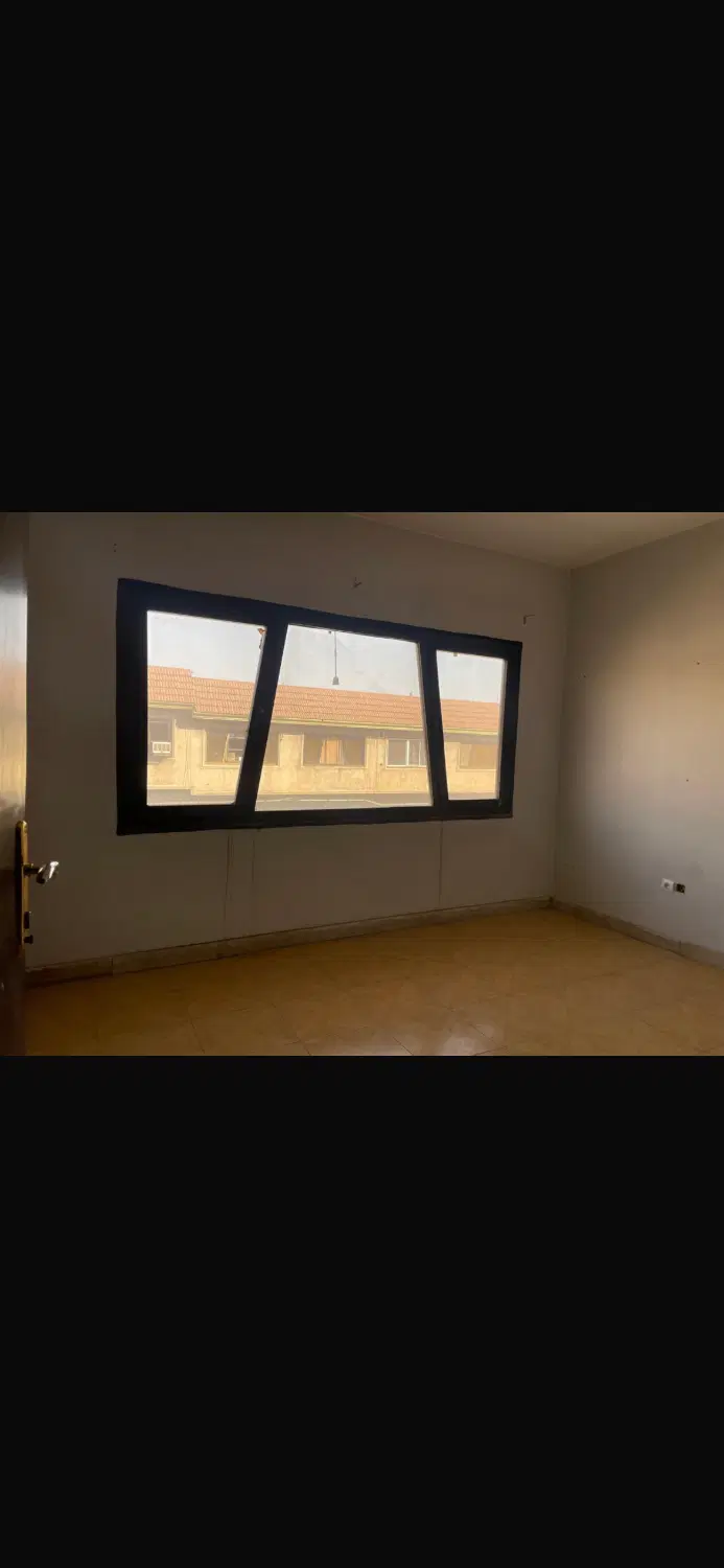 فروش و اجاره دفتر ۴۰ متری