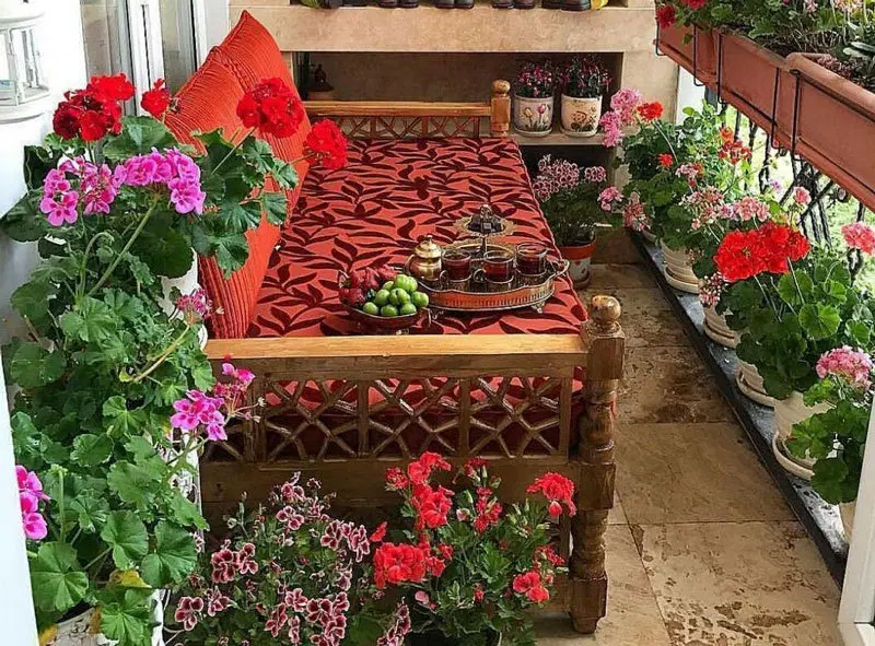 محل مناسب جهت مدرسه، انبار، کافه