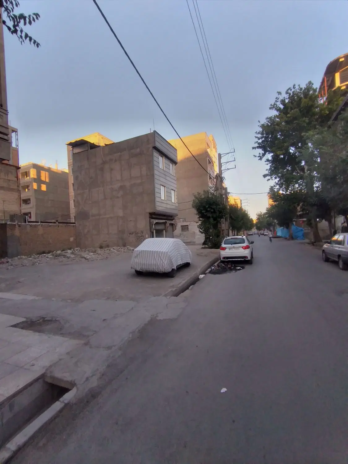 فروش زمین ۲۰۰متری بخر خیابان صالحیه