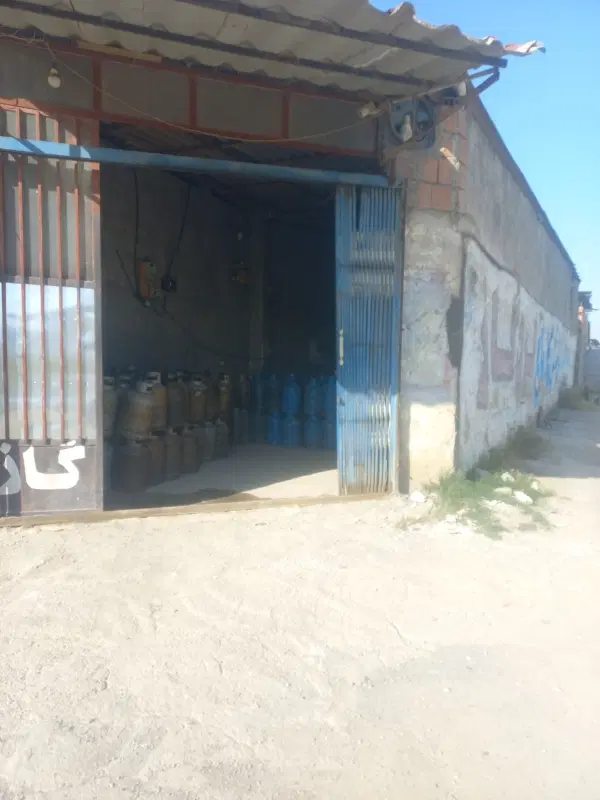 اجاره یک باب مغازه روبروگاراژجرجان۱۵ مساحت۱۰۰متر