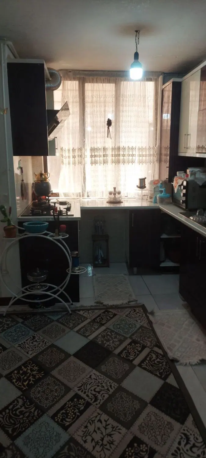 واحد تمیز و شیک با آسانسور