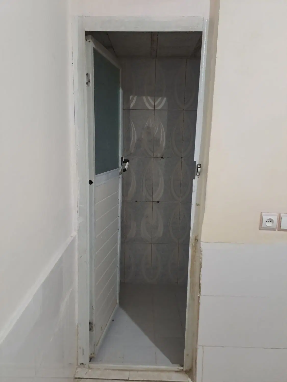 خانه ویلایی ۷۰ متر دو خواب کلاک بالا