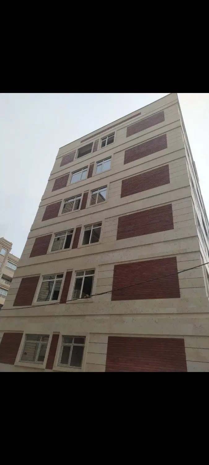آپارتمان  ۱۳۰متری سه خواب شهرک محمودیه