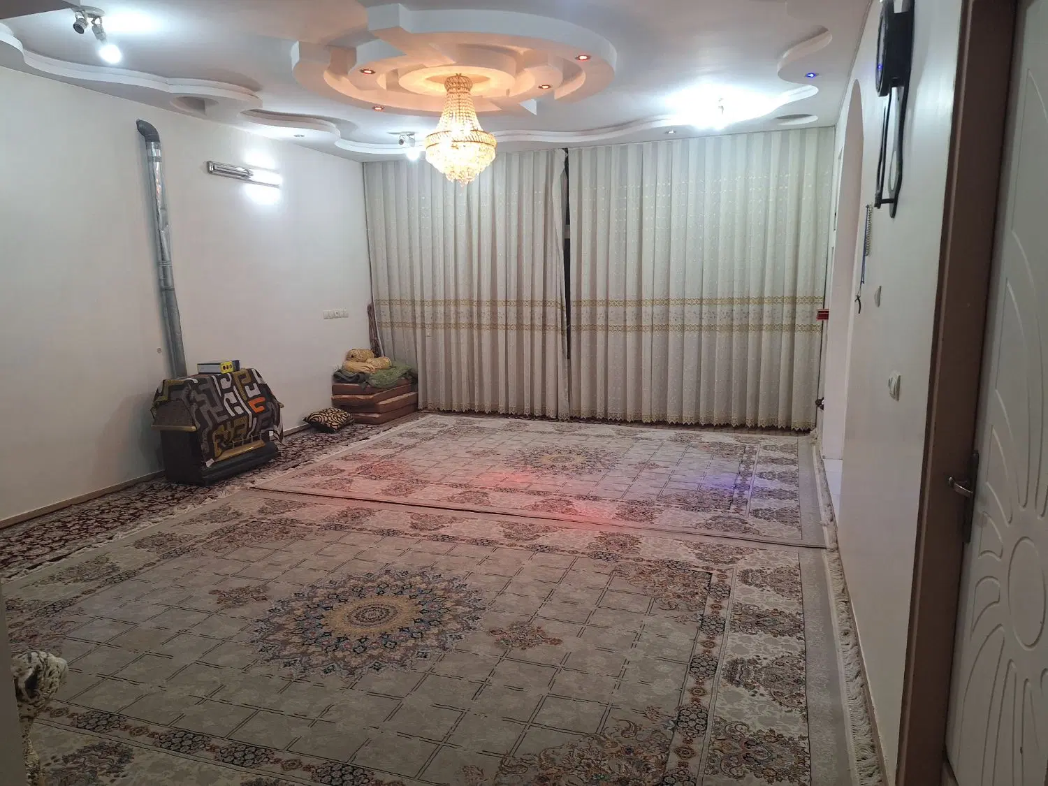 رهن کامل خانه همکف در منظریه
