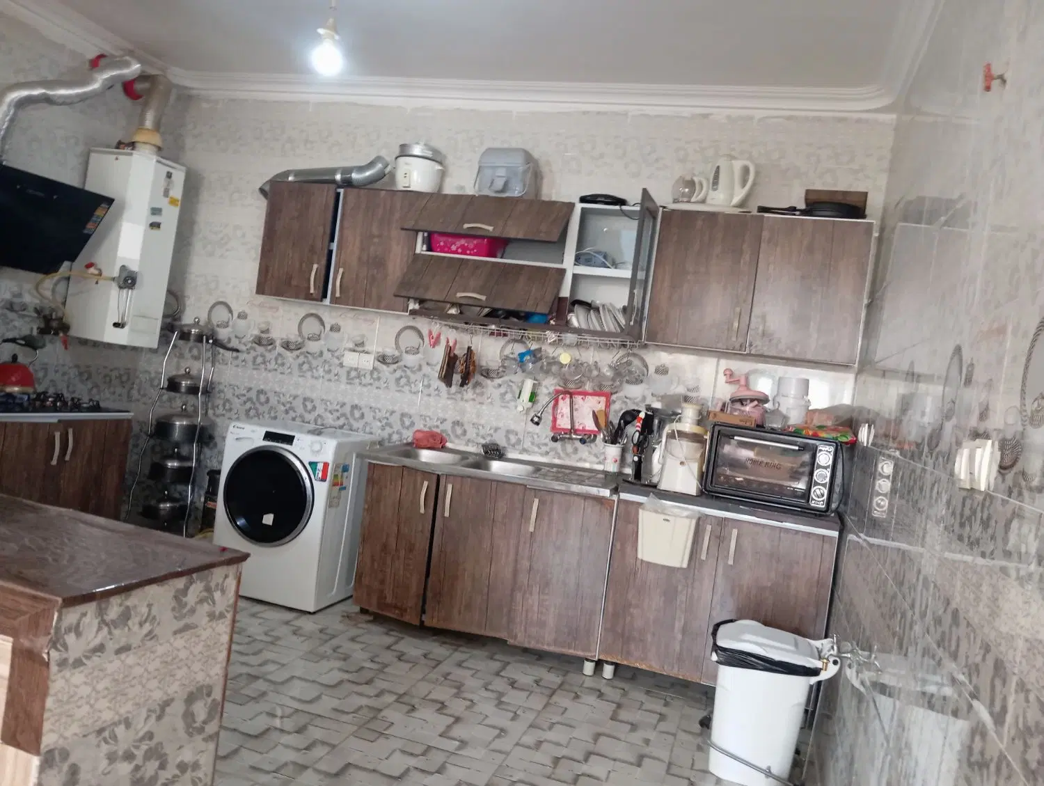 به نام خدا باسلام منزل مسکونی باموقعیت خوب...