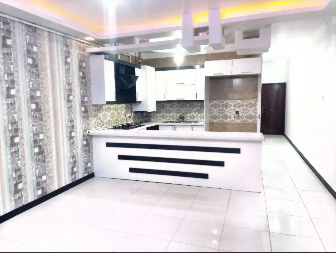 همکف آپارتمان ویلایی شهرک مطهری