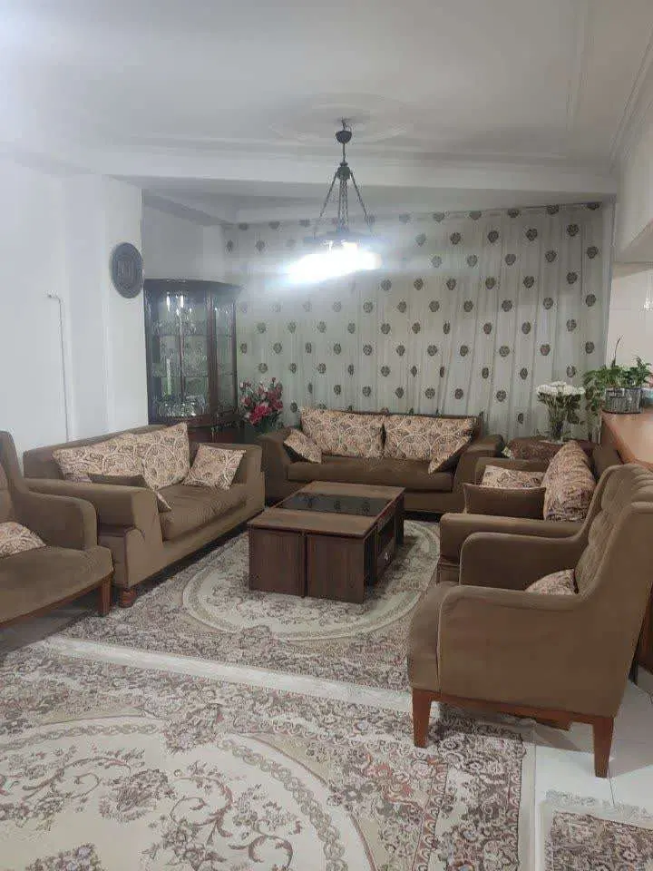 آپارتمان ۶ واحدی طبقه ۲ بدون آسانسور چهارصددستگاه