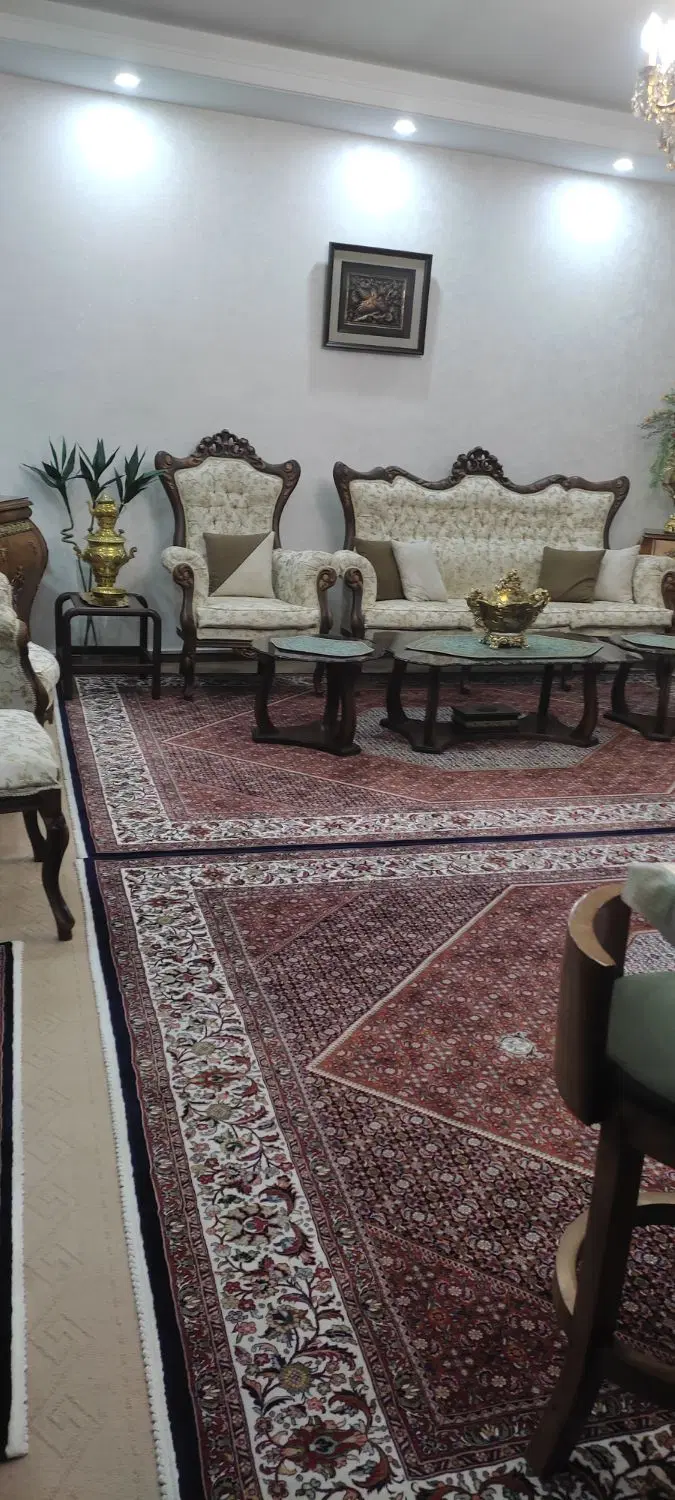 آپارتمان سعدی شمالی