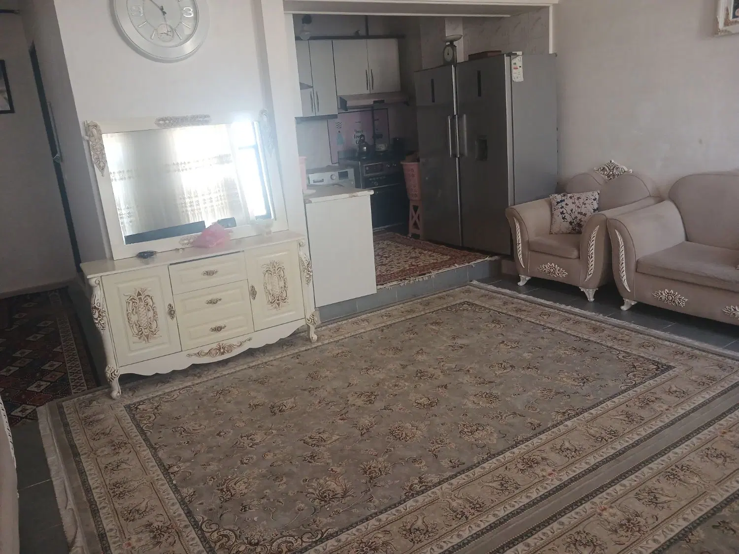 رهن کامل آپارتمان طبقه سوم