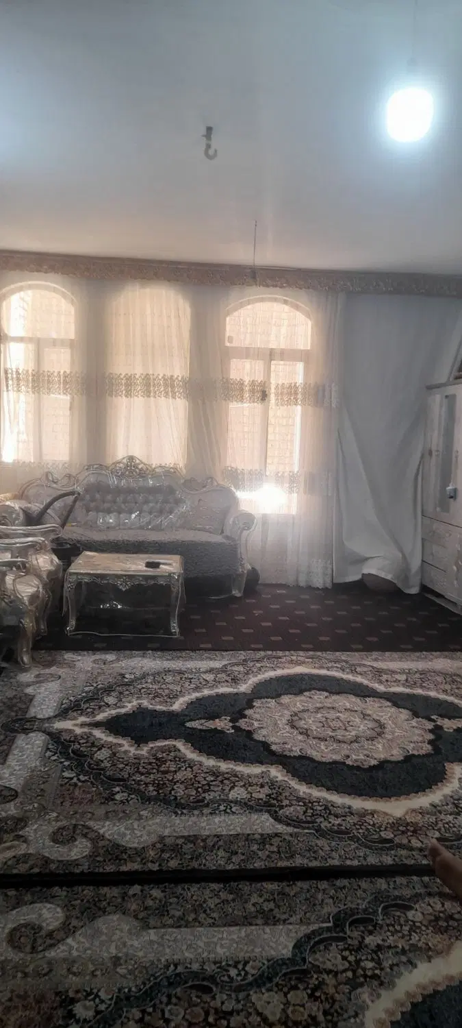 اجاره خانه زیر زمین