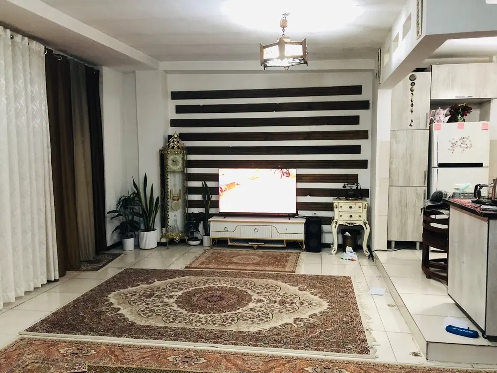 یک واحد آپارتمان ۹۶متری به فروش می رسد