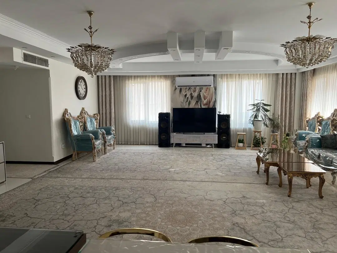 آپارتمان تک واحدی سند دار