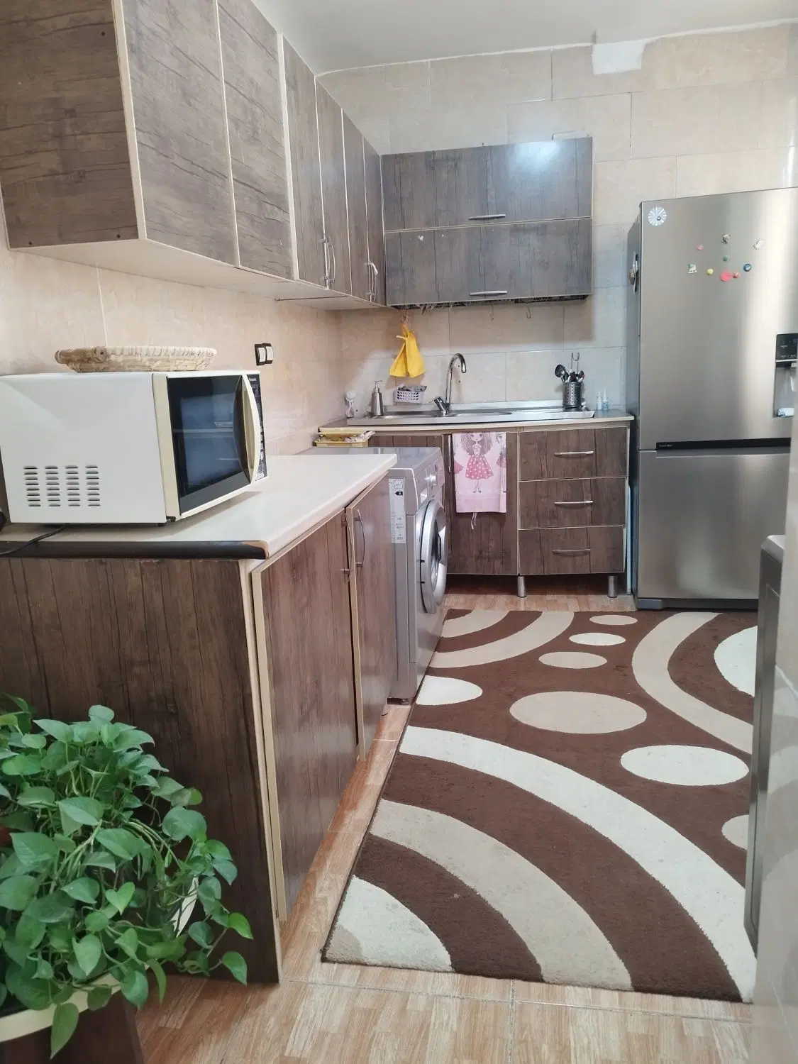 فروش ملک و مغازه برخیابان ۱۸متری با موقعیت عالی