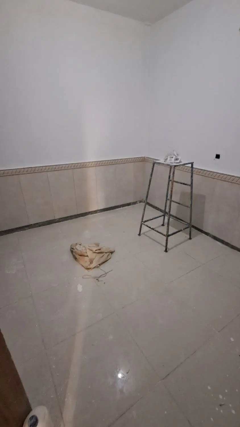 خانه مسکونی ۲ طبقه هر طبقه ۶۰ متری اسکلت‌دار