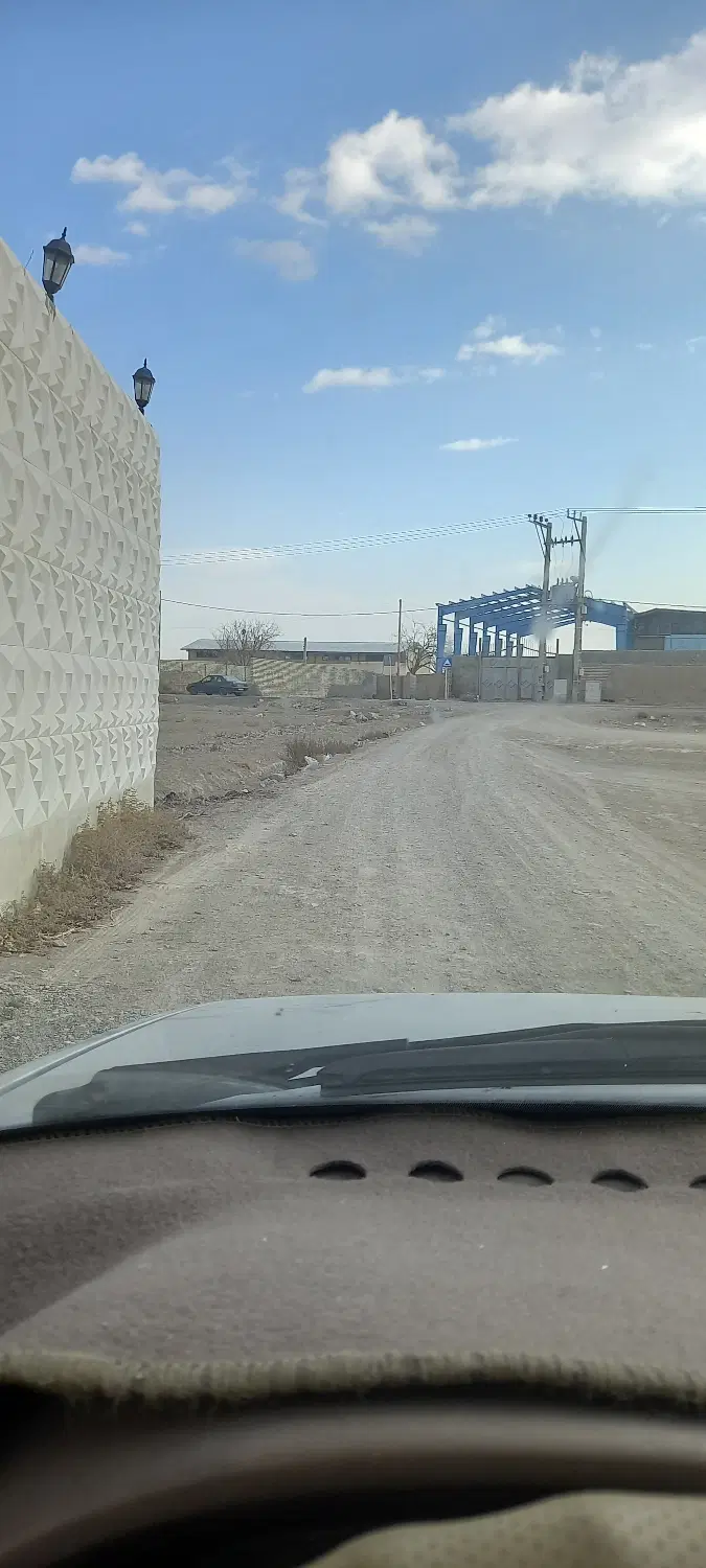 زمین ۳۰۰متری جاده فرودگاه