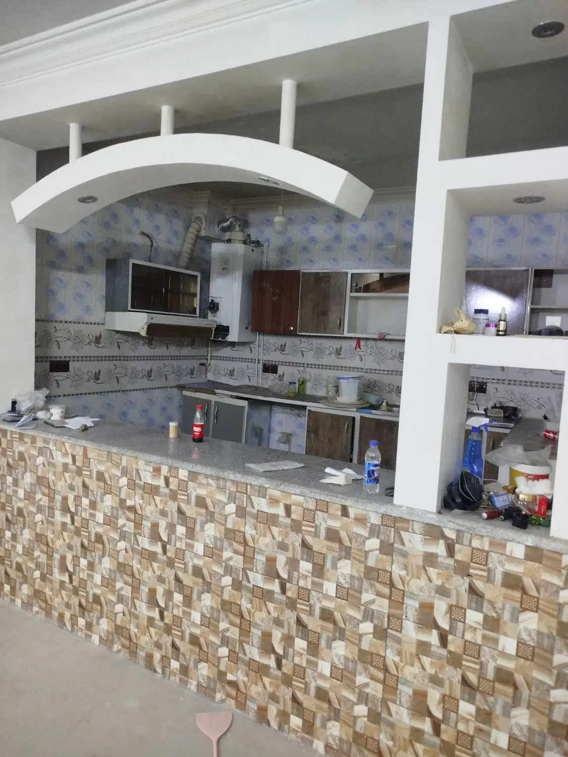 حیاط ماشین رو منزل رهن و اجاره خانه اجاره ای