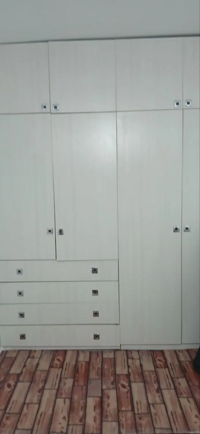 واحد به متراژ 97متر داری بالکن 12متری و کمد