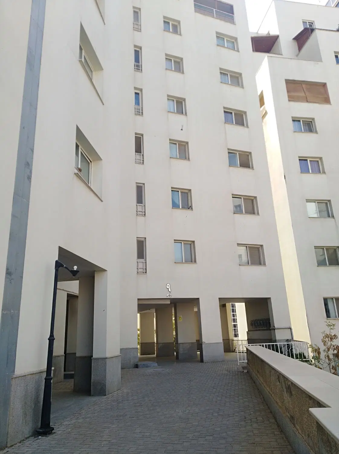 آپارتمان نماز برج نیایش راه جدا