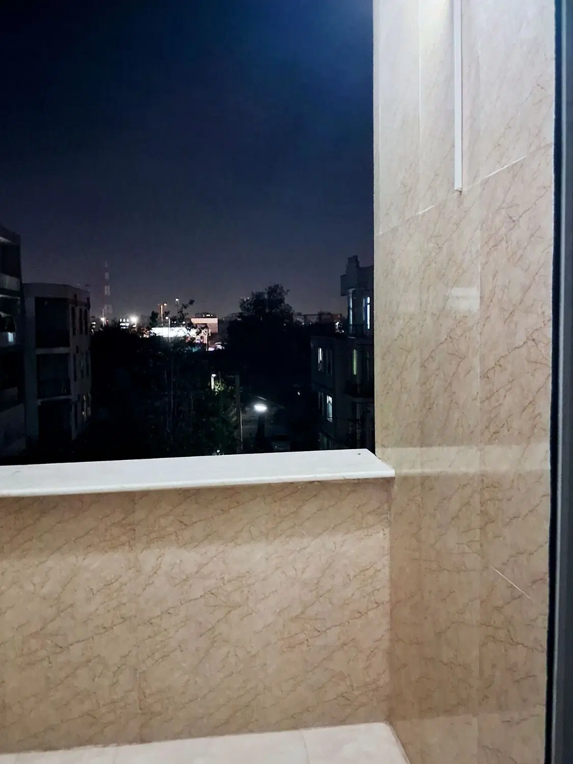 93متری 2خواب