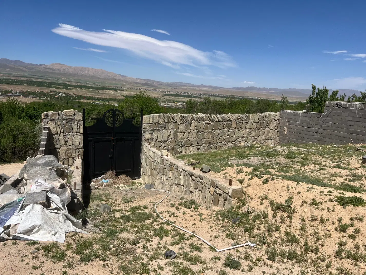 زمین مسکونی بالقلو(غرق اباد)