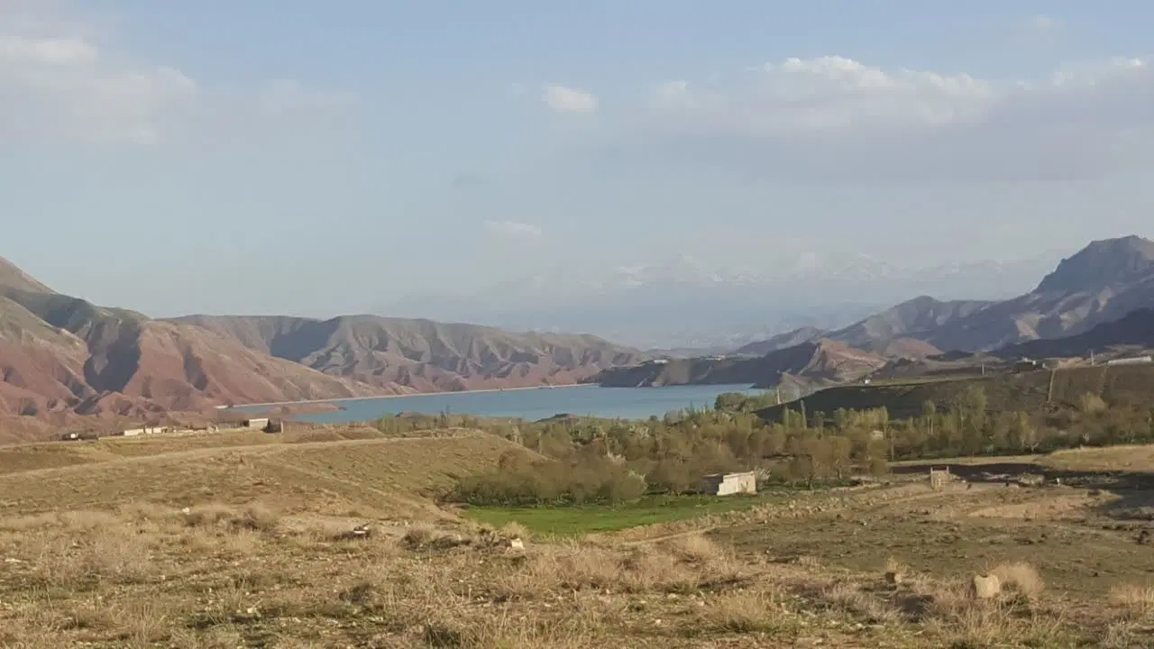 زمین زراعی در مسیر  اسپیران نهند