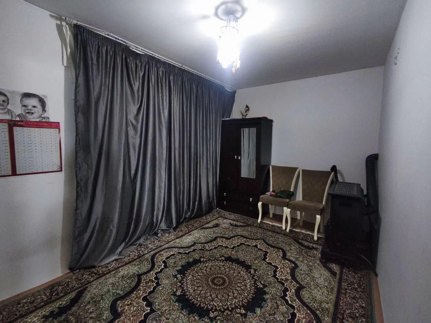 واحدتمیزومرتب_کمددیواری فراوان_هر طبقه۲واحد