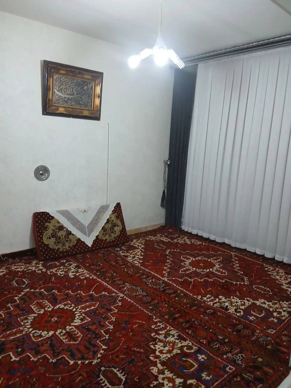 فروش یک واحد مسکونی