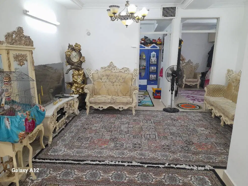 بلوارجمهوری۷۲مترپارکینگ اختصاصی