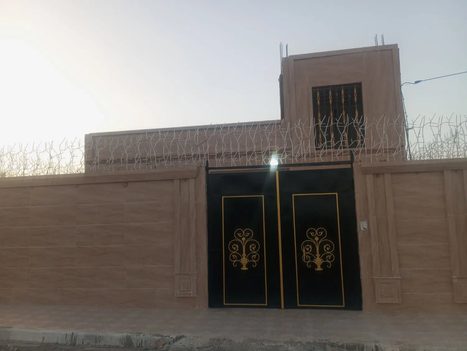 منزل ویلایی فروشی در شهرک دادگستری زاهدان