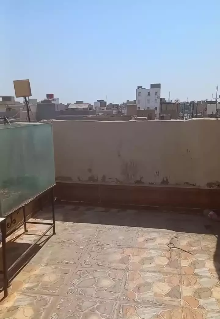 خانه ویلایی طبقه بالا خیابان سعیدی 140متری