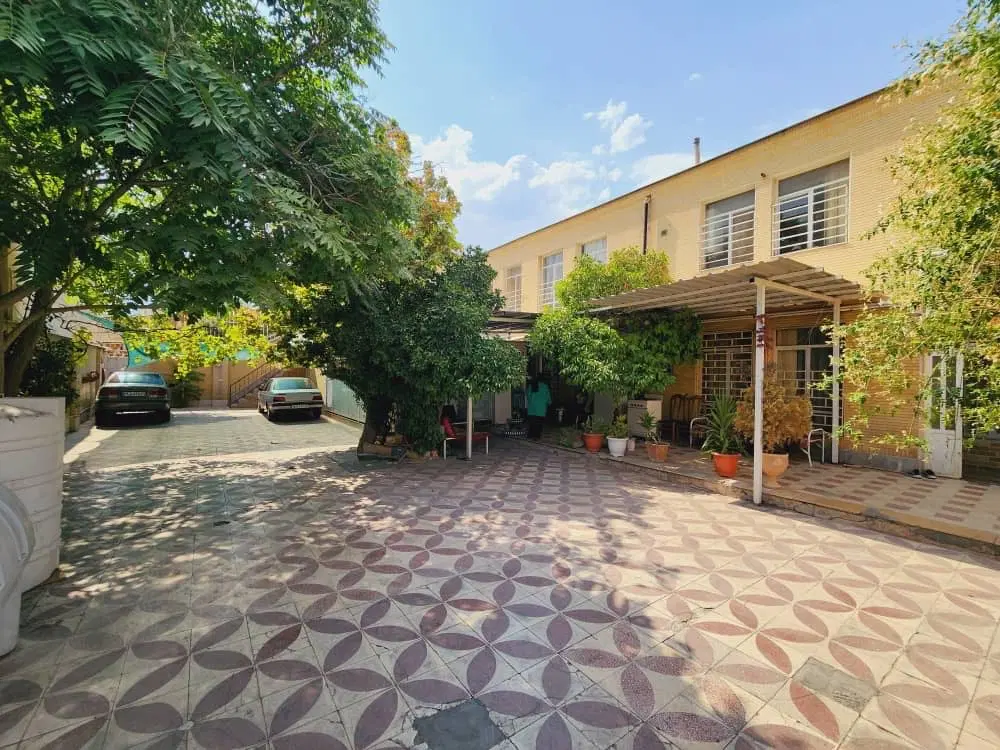 زمین مسکونی