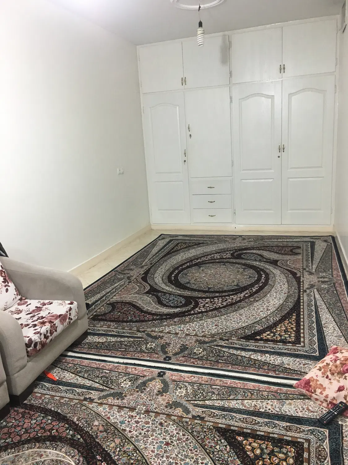 اجاره تک واحدی ۸۰ متری گلها