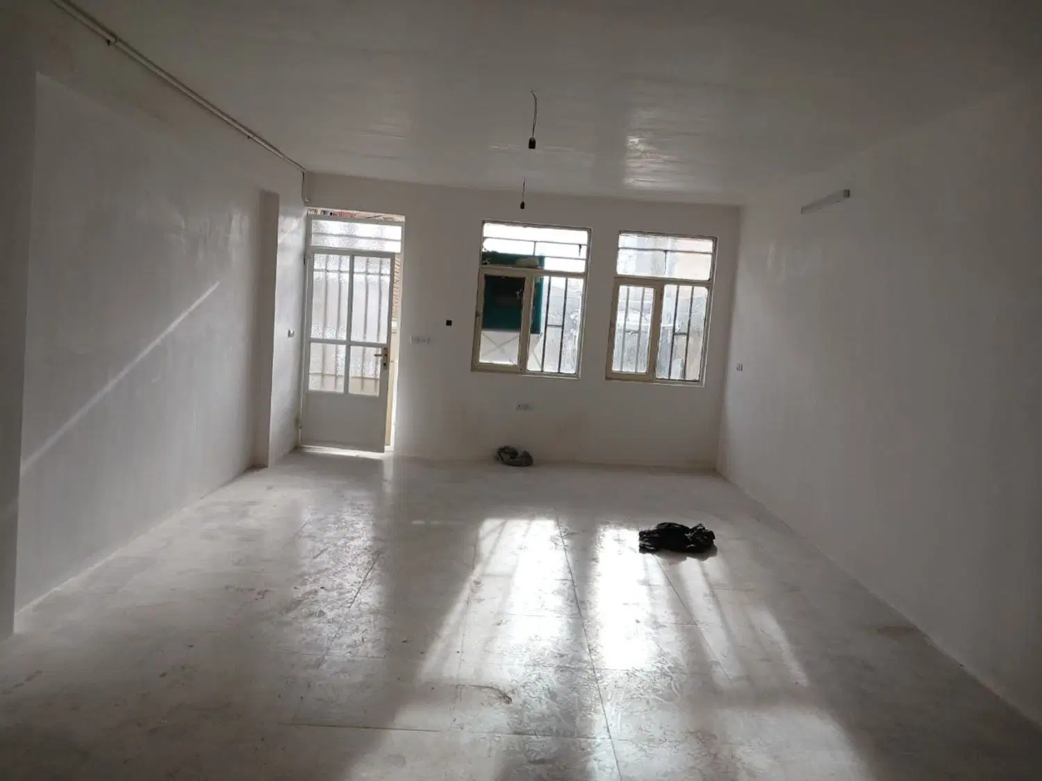 خانه ۱۰۰متری شانزده متری حدادی پور