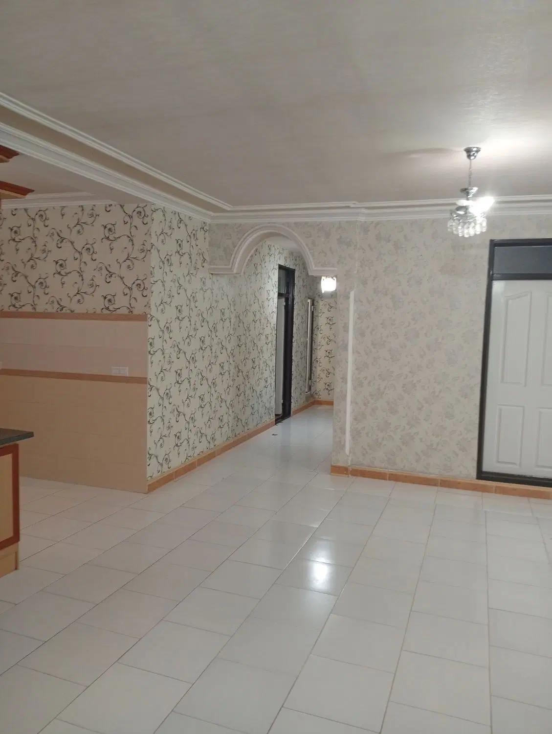 ویلایی ۲سرویس ۲۵۰ متر
