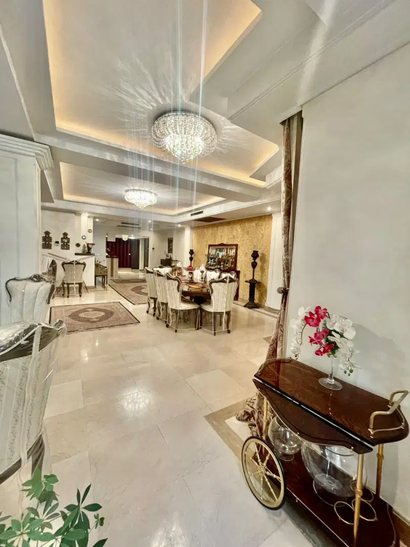 آجودانیه ۳۰۰ متر ۴ خواب